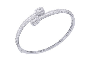Twist Diamond Baguette Bangle set in 18ct Gold