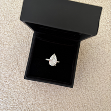 Load image into Gallery viewer, Pear Cut Engagement Ring - Diamond Shoulders
