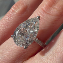 Load and play video in Gallery viewer, Pear Cut Engagement Ring - Diamond Shoulders
