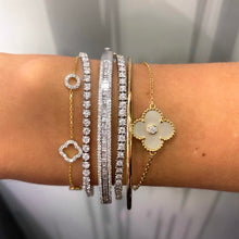 Load image into Gallery viewer, Clover Diamond Bracelet set in 9ct Gold
