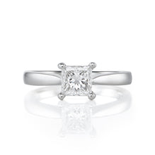 Load image into Gallery viewer, Platinum Engagement Ring 0.91ct Princess Cut
